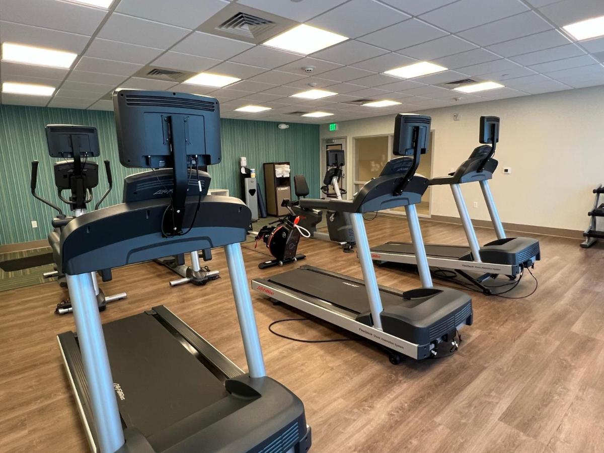 Holiday Inn Express & Suites - Ukiah By Ihg Esterno foto