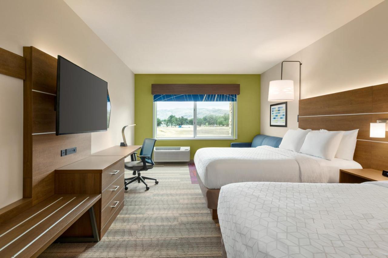 Holiday Inn Express & Suites - Ukiah By Ihg Esterno foto