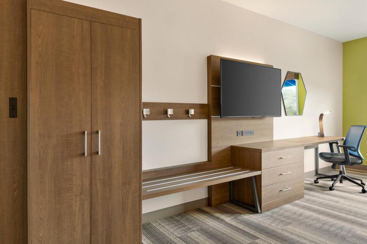 Holiday Inn Express & Suites - Ukiah By Ihg Esterno foto