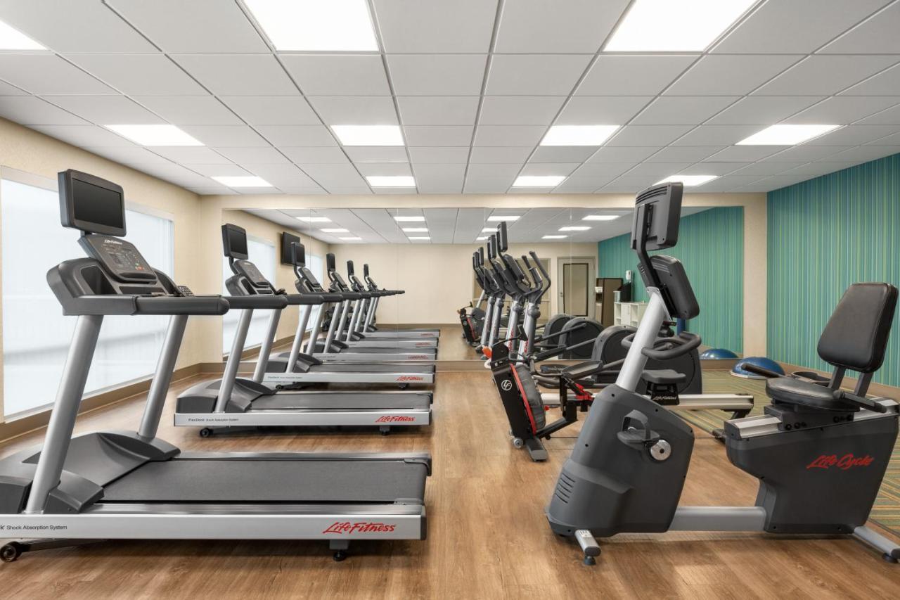 Holiday Inn Express & Suites - Ukiah By Ihg Esterno foto